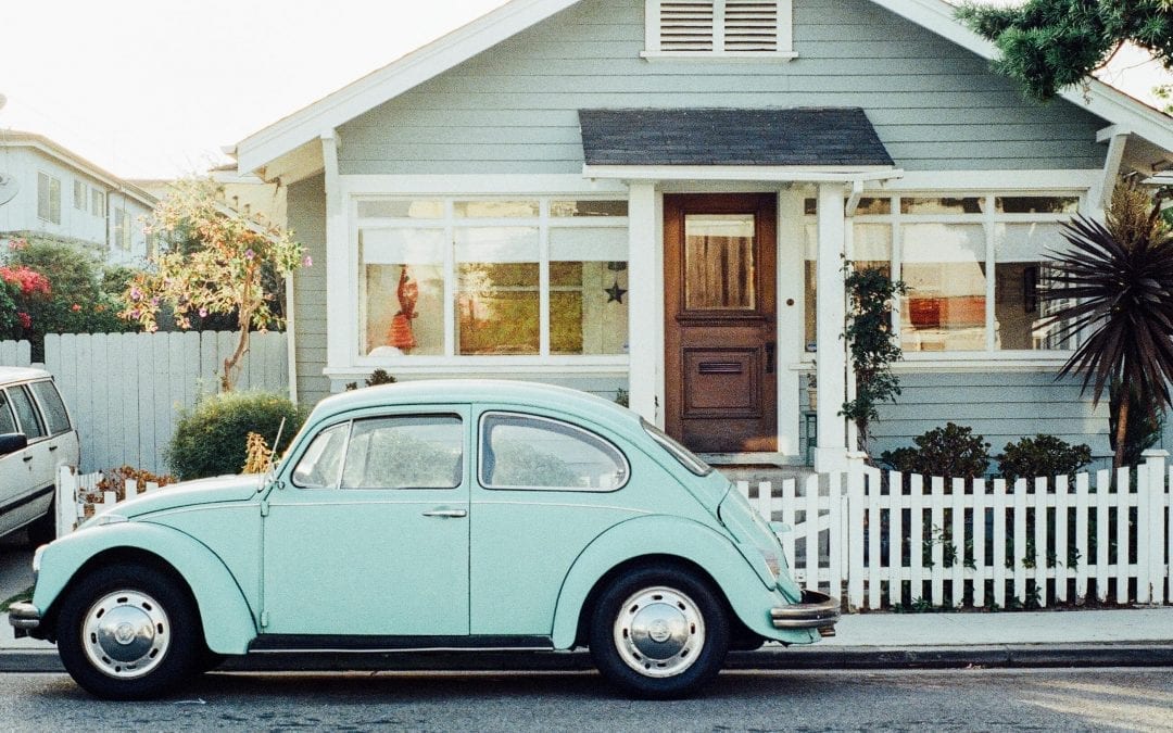 house-car-vintage-old